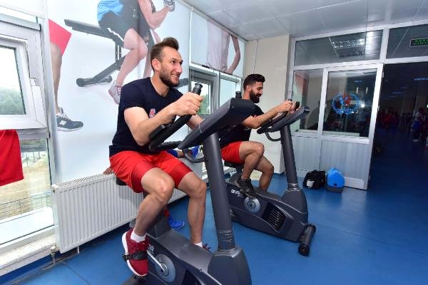 Hokey Takımı Avrupa Şampiyonası'na Hazırlanıyor