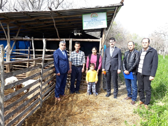 Kaymakam Coşkun'dan Genç Çiftçilere Destek