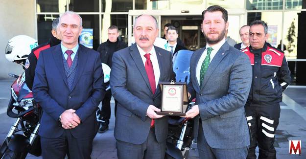 Tosyalı’dan Emniyet’e motosiklet bağışı