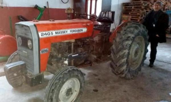 Traktörden düşen tüfek ateş aldı: 1 yaralı