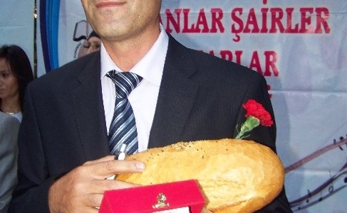 Osmaniye Ekmek Ödüllü Şiir Yarışmasında Ödüller Dağıtıldı 