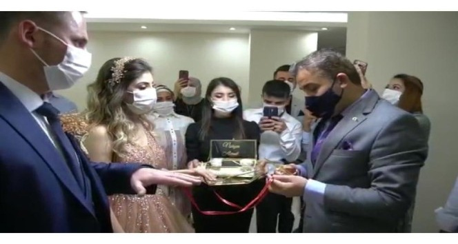 Yurtta büyüyen genç kızı devlet babadan istediler