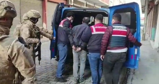 Osmaniye'de DEAŞ operasyonu: 33 gözaltı