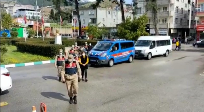 Osmaniye'de uyuşturucu operasyonu: 8 zanlıdan 3'ü tutuklandı