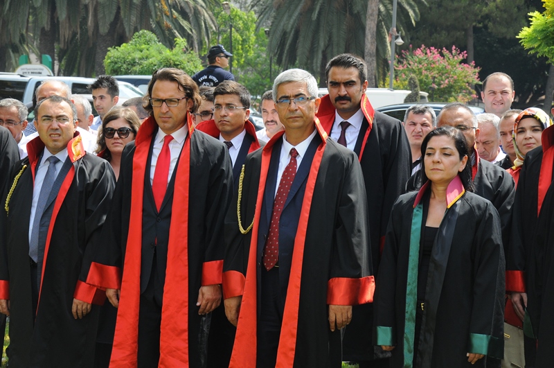 Yeni Adli Yıl törenle başladı