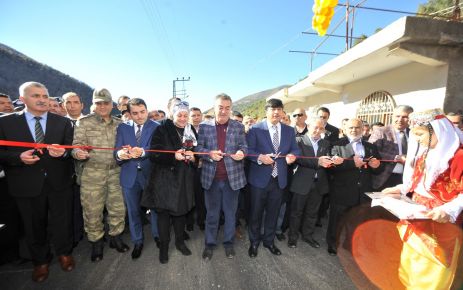  Aşağı ve Yukarı Kardere Köyleri Grup Yolu Törenle Açıldı