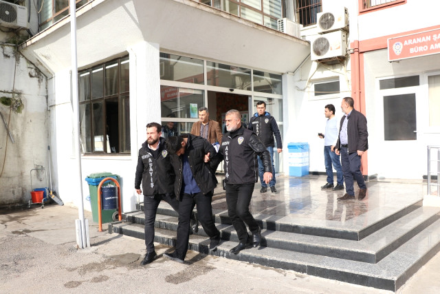 Bar İşletmecileri Silahla Çatıştı, Müşteri Hayatını Kaybetti.