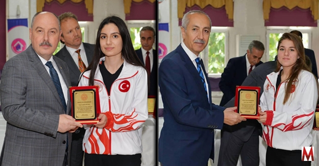 Başarılı sporcular Plaketle ödüllendirildi