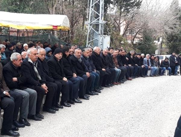 Bıçaklanarak Öldürülen Ala Çifti Toprağa Verildi