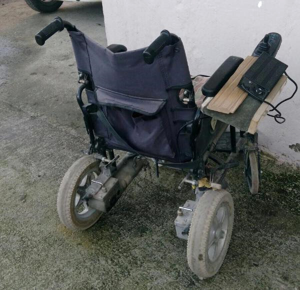 Engelli Çocuğun Sandalyesinin Aküsünü Çaldılar.