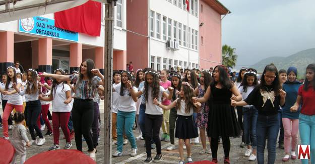 Gazi Mustafa Kemal’de “Bahar şenliği”