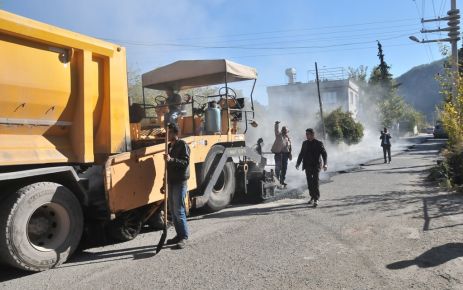 Haraz Mahallesi asfaltlanıyor