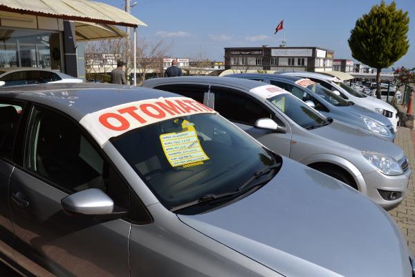 İkinci el otomobilde fiyatlar düştü, piyasa hareketlendi