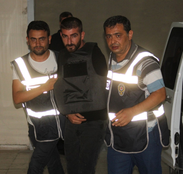 İkizlerin Katil Zanlısı Dayıdan