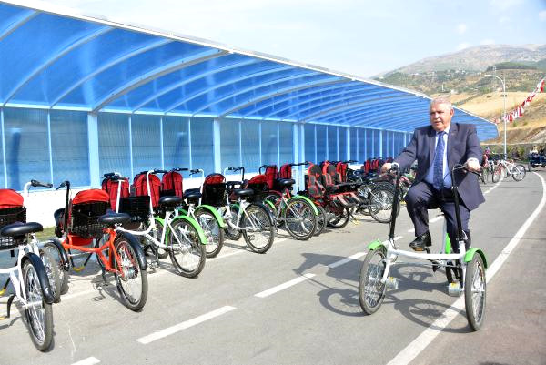 Kahramanmaraş'ta Kesintisiz 18 Kilometre Bisiklet Yolu!