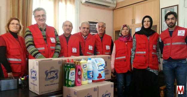 Kızılay'dan 100 aileye malzeme yardımı