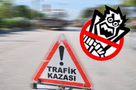 Kontrolden çıkan otomobil bariyerlere çarptı: 1 ölü, 3 yaralı