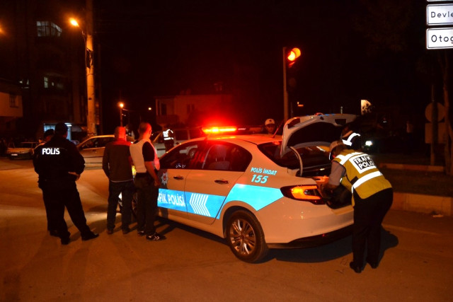 Kozan'da 300 Polisle Huzur 1 Operasyonu!