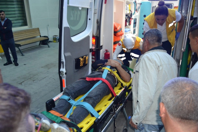Kozan'da Trafik Kazası: 1 Ölü 2 Yaralı!