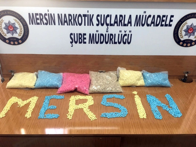 Mersin'de 36 Bin 400 Ecstacy Hap Ele Geçirildi!