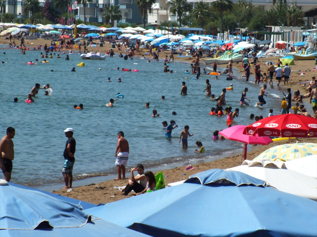 MERSİN'de Bayram Tatili Yoğunluğu