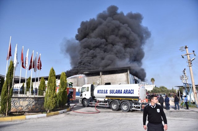 Mersin-Tarsus Osb'de Yangın 