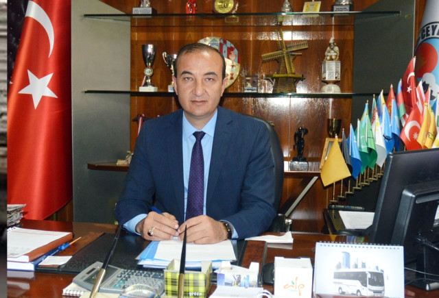 Görevden Alınan Ceyhan Belediye Başkanı Fetö'den Gözaltına Alındı.
