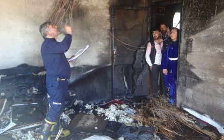 Osmaniye'de 9 kişinin yaşadığı ev yandı