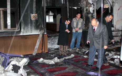 Osmaniye'de camide yangın
