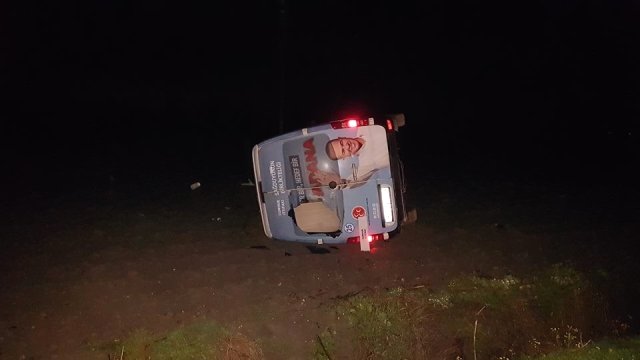 Osmaniye'de MHP Seçim Minibüsü Kaza Yaptı 2 Yaralı