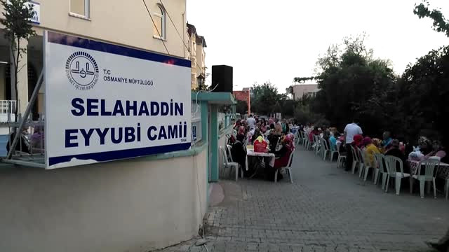 Osmaniye'de Semazen Gösterisi Eşliğinde Iftar