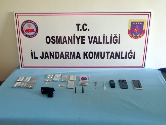 Osmaniye'de uyuşturucu operasyonu: 3 gözaltı