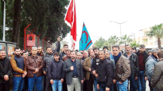 Osmaniye'deki Suriyeli Sığınmacılar, Zeytin Dalı Harekatı'na Katılmak İçin Başvurdu.
