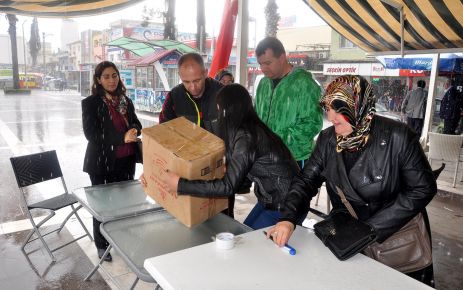 Osmaniye'den, Sur'daki Askerlere 'Anne Yemeği'