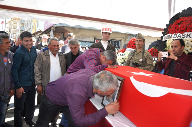 Osmaniye Şehidini Gözyaşlarıyla Uğurladı