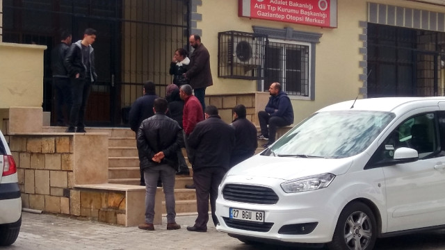 Otomobile Kurşun Yağdırdılar: 2 Ölü.