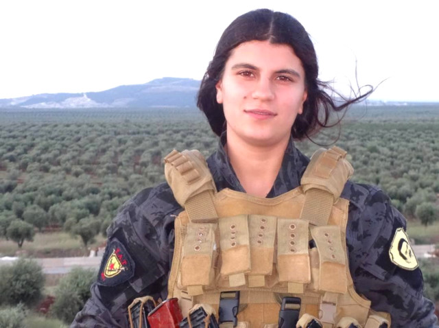 Pentagon Sözcüsü, İntihar Bombacısı PYD'li Kadın Teröristle İlgili Soruyu Geçiştirdi.