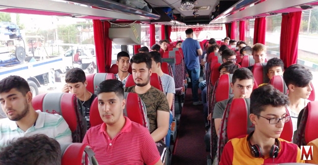 Polisten öğrencilere Çanakkale gezisi  