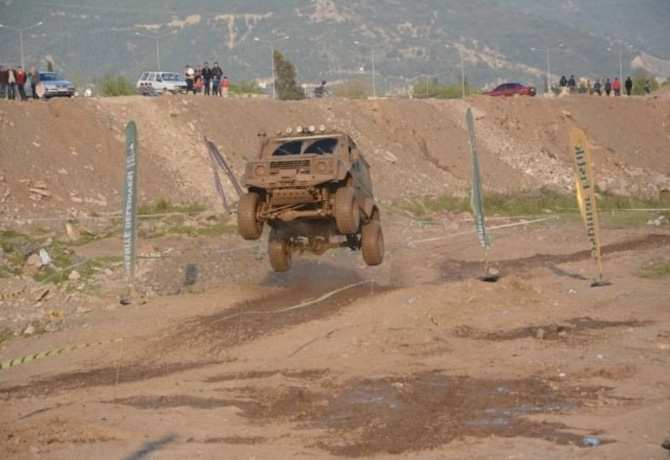 Osmaniye'de Off-Road yarışları