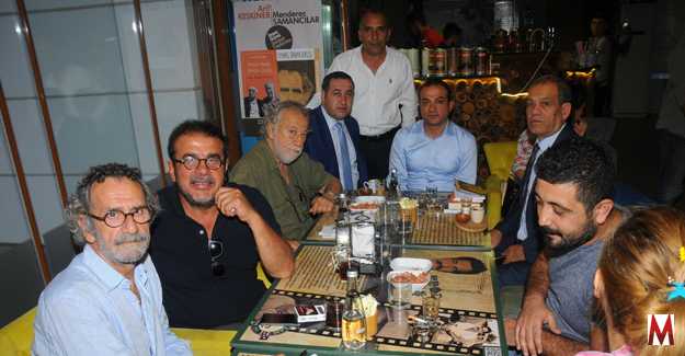 Samancılar ile Keskiner kitaplarını imzaladı