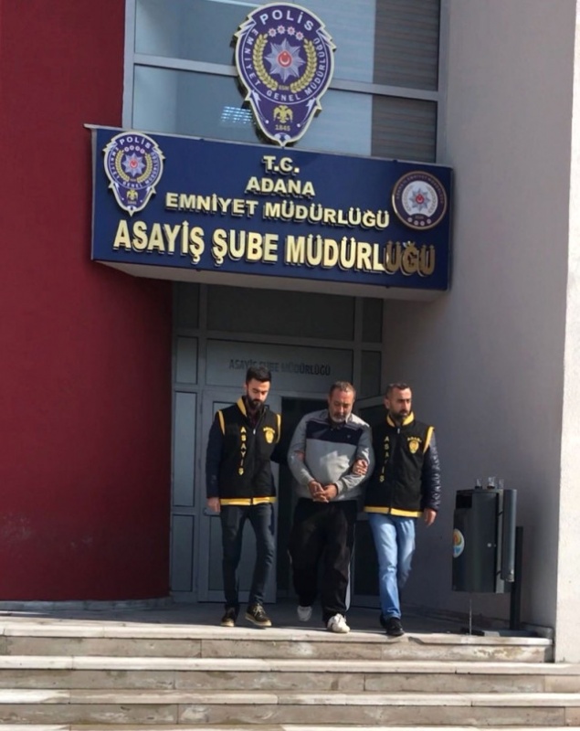 Adana'da Aranan Suç Makinesi Yakalandı: Çok Sevdiğim Adana Kebabını Yiyecektim.