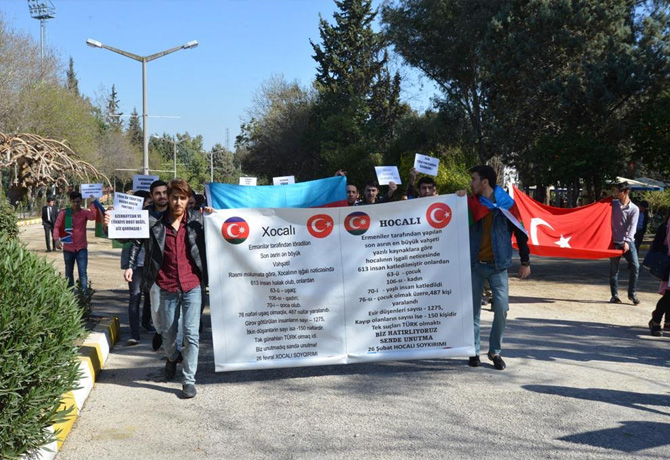 Hocalı soykırımının 24.yıldönümü OKÜ'de hüzünle anıldı