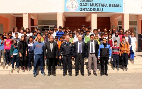 TEOG Sınavı Öncesi Öğrencilere Motivasyon semineri
