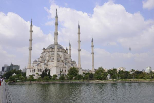 Türkiye'nin En Büyük CAMİSİ Bayram Namazına Hazır