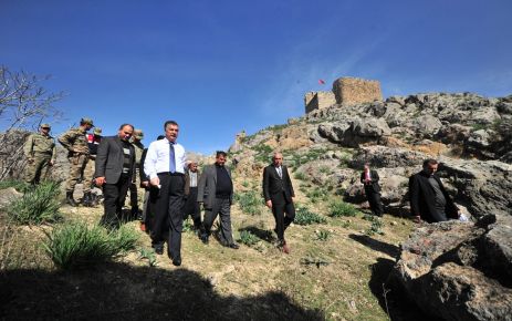  Vali Kerem Al Hemite, Köyyeri ve Kırmacılı Köylerini ziyaret etti