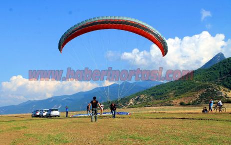 Yamaç paraşütü kursları için kayıtlar başladı