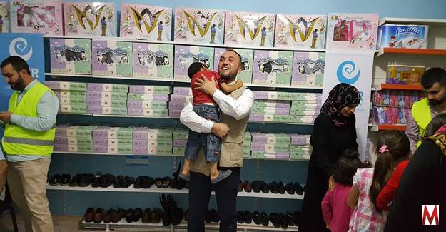 Yetim ve öksüz çocuklara bayram kıyafeti